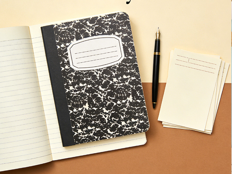 O que é um caderno de composição e por que ele ainda é importante hoje?