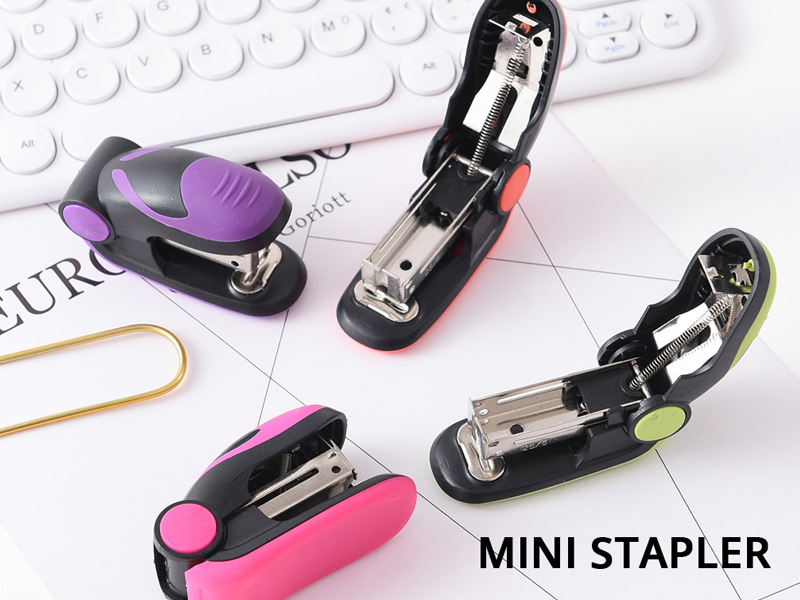 O que torna um mini grampeador a ferramenta mais conveniente para uso diário? O que torna um mini grampeador a ferramenta mais conveniente para uso diário?